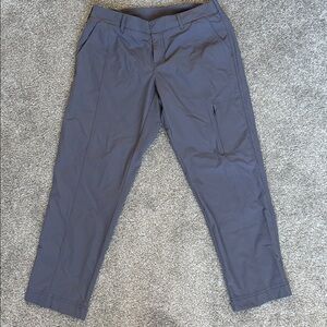 Kirkland Signature Women's Gray Ankle Pants